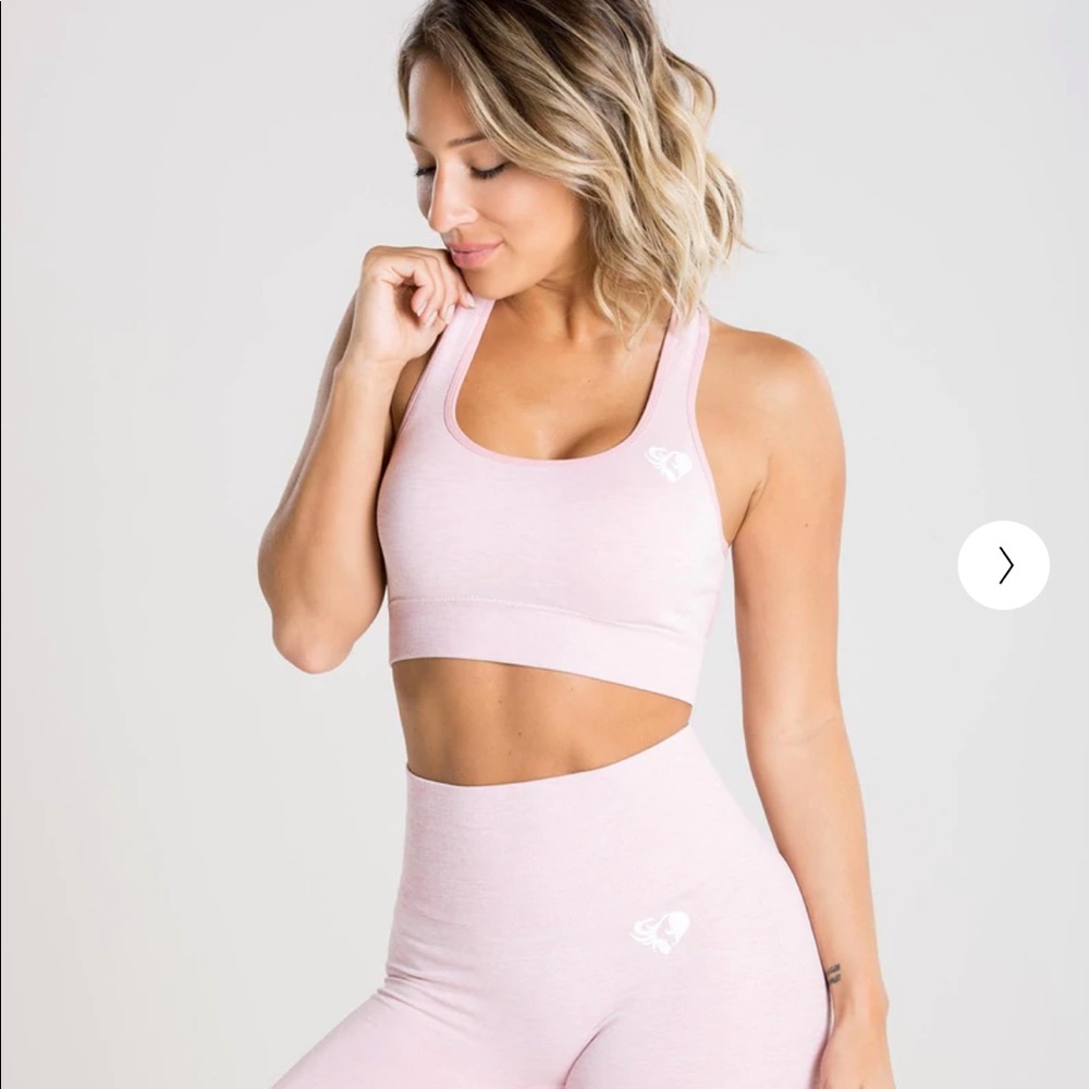 -SOLD- Pink sports bra BRAND NEW women’s best